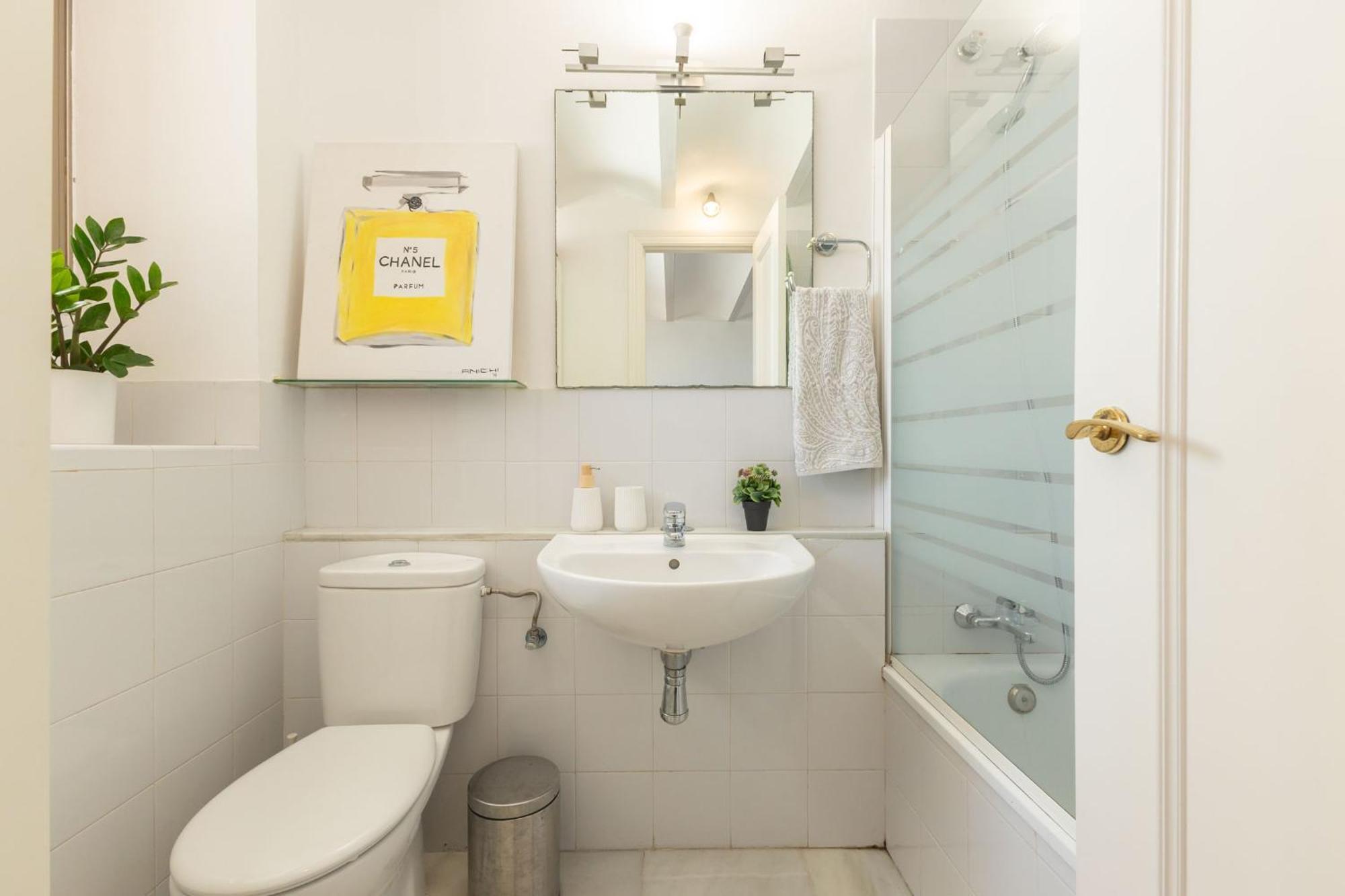 Charming 2 Bedroom Boutique Triplex Apartment With Private Terrace At Seville City Center By Ocityzen エクステリア 写真
